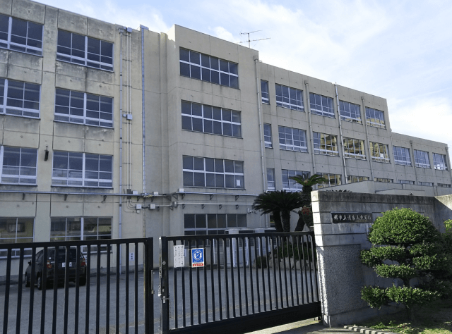 堺市立浅香山中学校.画像
